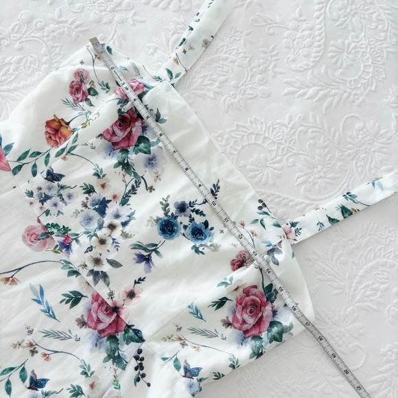 NWOT Lulus Sunny Posture Ivory Floral Sleeveless Midi Dress With Pockets Medium - Picture 7 of 8